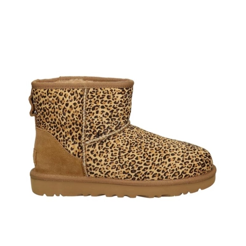 UGG Ultra Mini Speckles Bootie en Chestnut