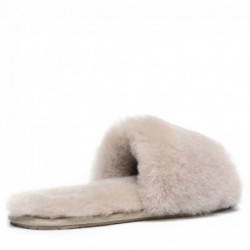 Pantoufles moelleuses UGG Babe, pantoufles en peluche